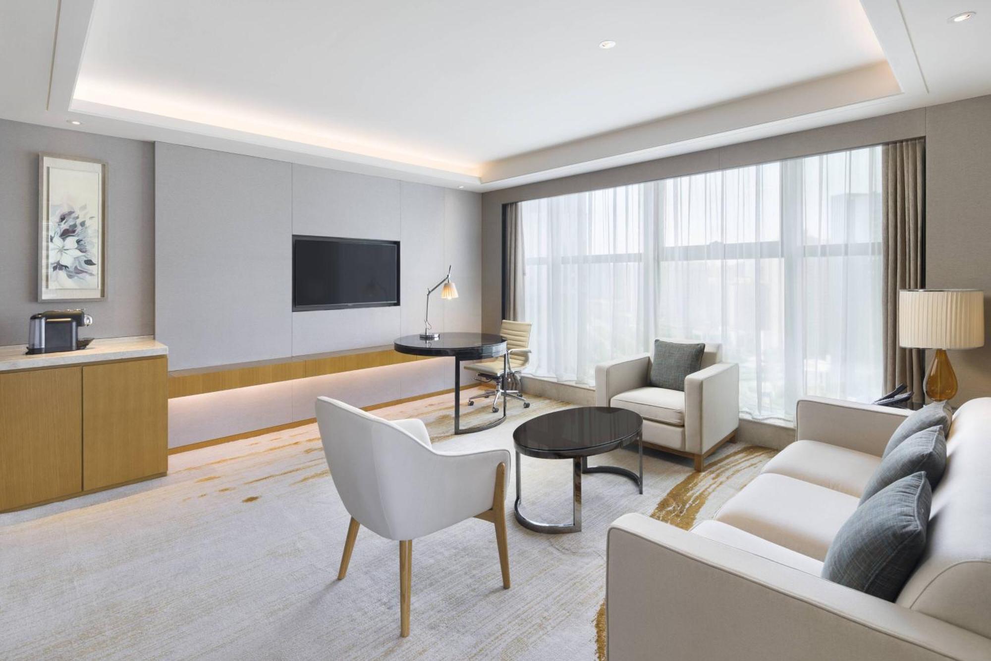 Hotel Courtyard By Marriott Zhengzhou East Exterior foto