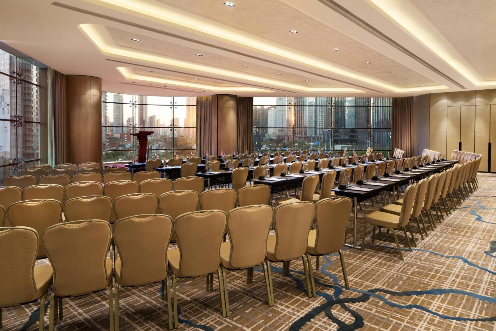 Hotel Courtyard By Marriott Zhengzhou East Exterior foto