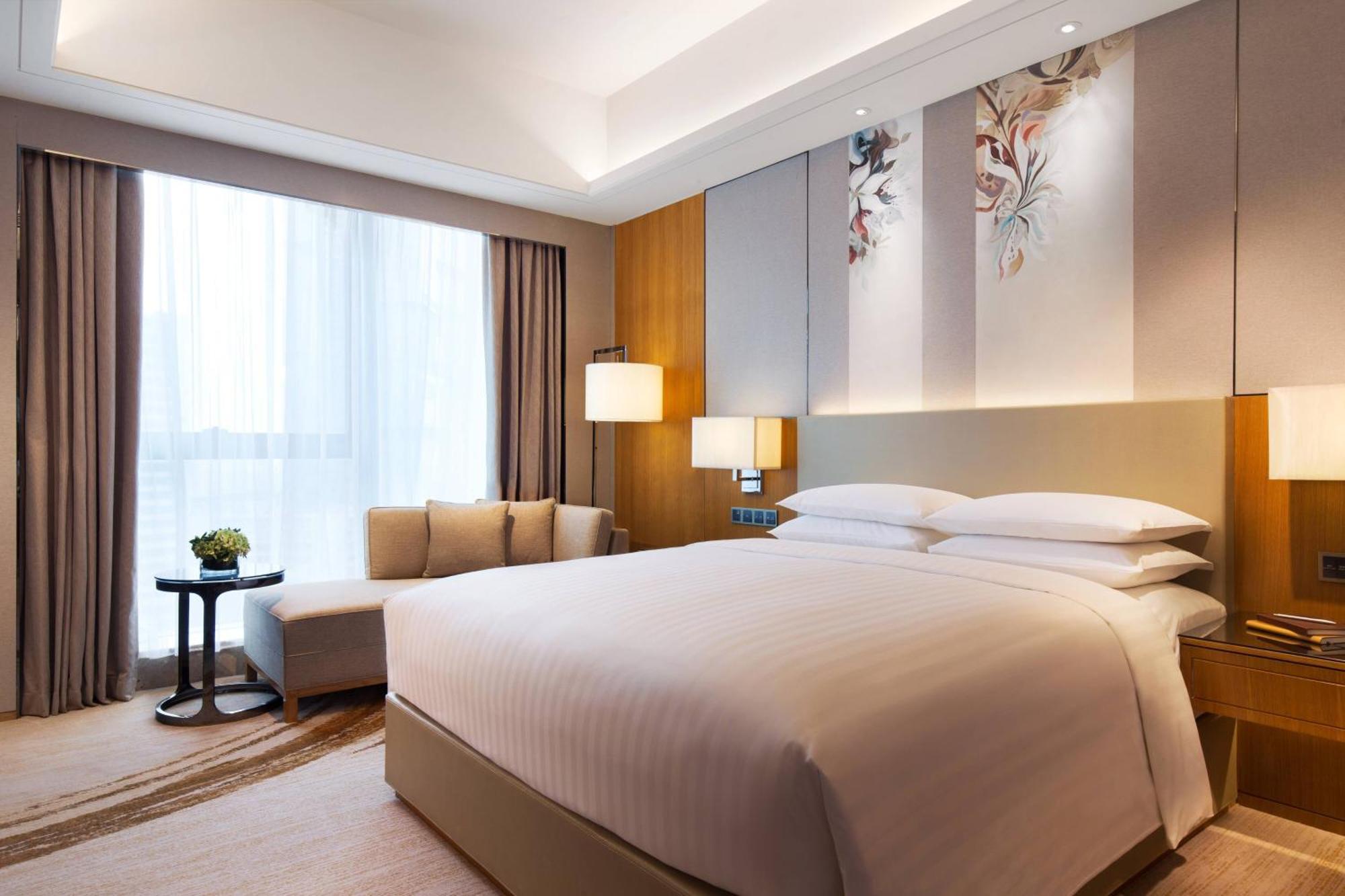 Hotel Courtyard By Marriott Zhengzhou East Exterior foto