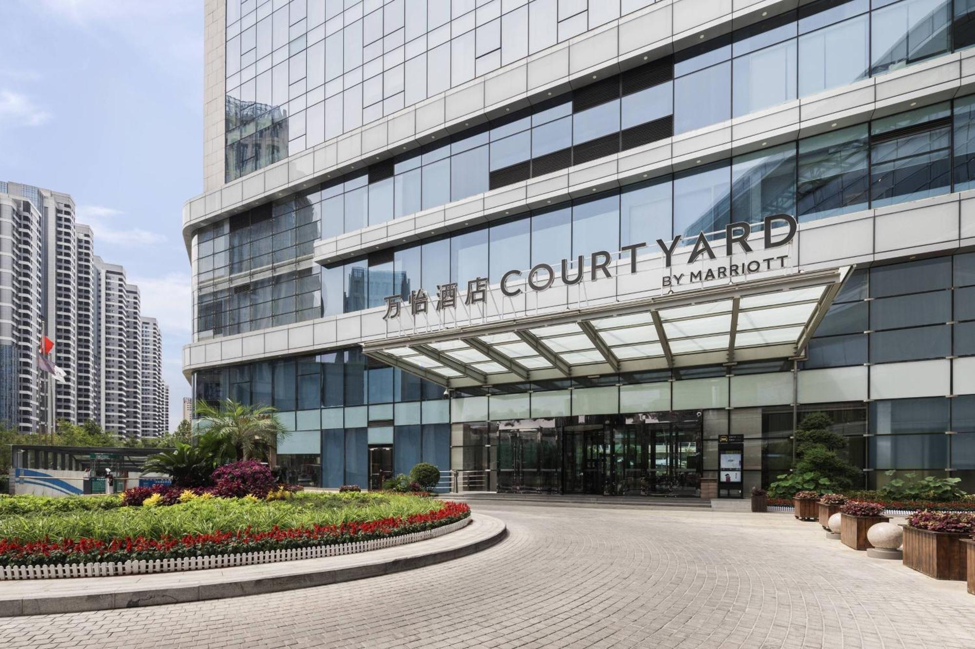 Hotel Courtyard By Marriott Zhengzhou East Exterior foto